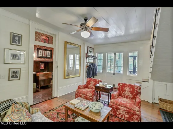 $988,000 | 138 East Fulton Street, Canton, MS 39046