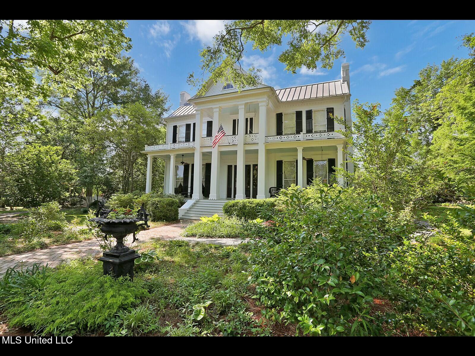 138 East Fulton Street Canton, MS 39046 - Photo 4 of 78 tempImageq14J4F