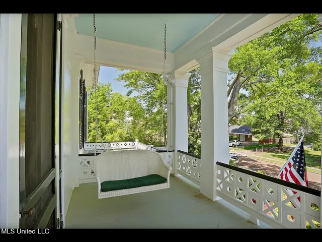 $988,000 | 138 East Fulton Street, Canton, MS 39046