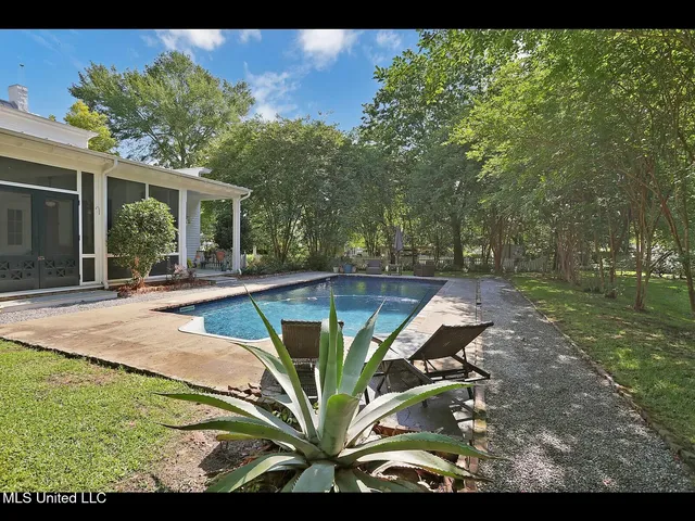 $988,000 | 138 East Fulton Street, Canton, MS 39046