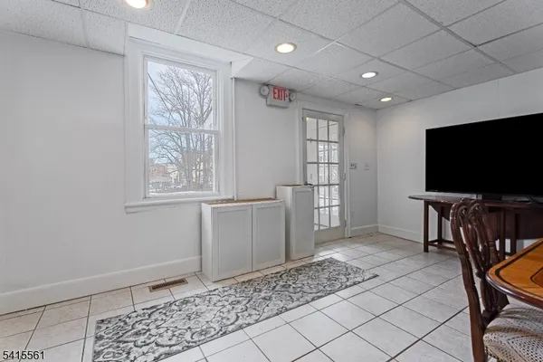 a view of a livingroom with furniture