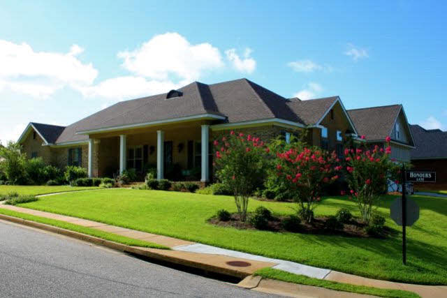 125 Pinnacle Court Fairhope, AL 36532 - Photo 1 of 10