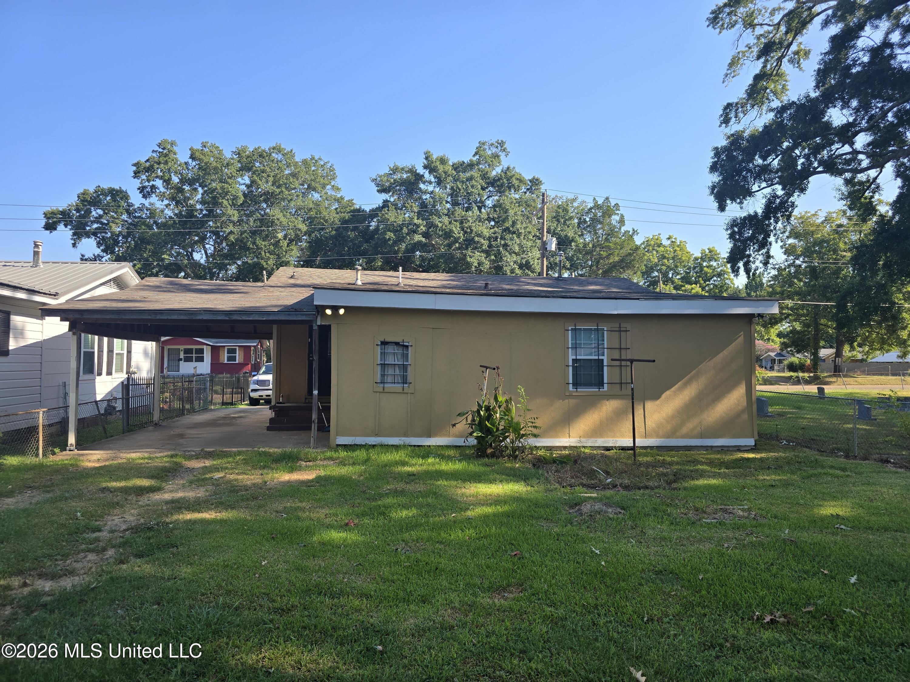 2013 West Ridgeway Street Jackson, MS 39213 - Photo 2 of 5 20260822_092732