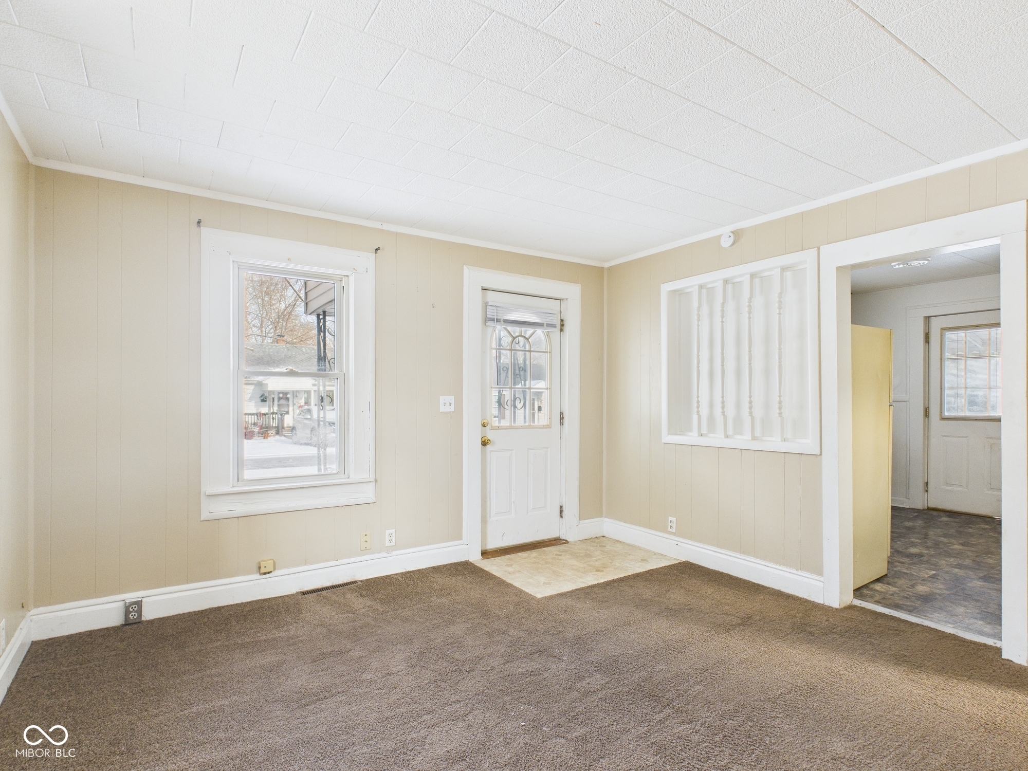 2509 Fowler Street Anderson, IN 46012 - Photo 3 of 17