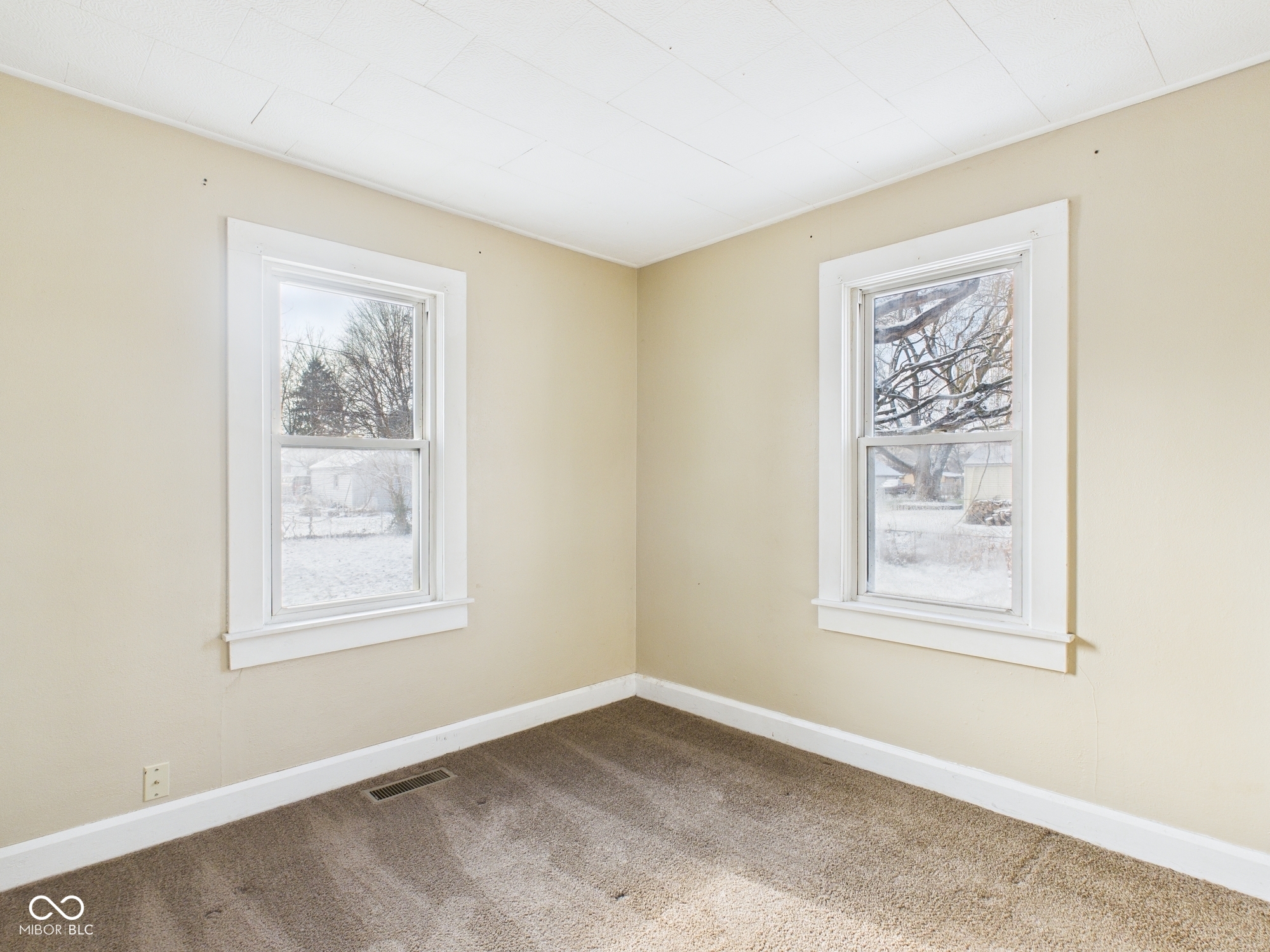 2509 Fowler Street Anderson, IN 46012 - Photo 8 of 17