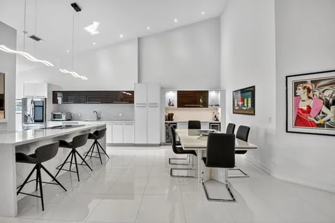 $1,050,000 | 2421 Northwest 59th Street, Unit 303, Boca Raton, FL 33496