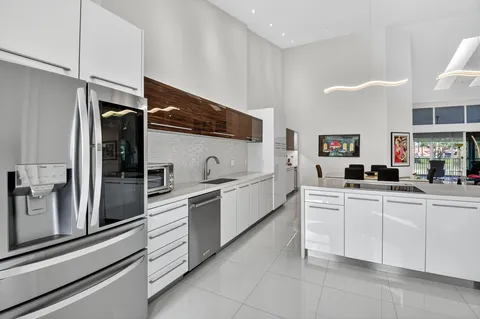 $1,050,000 | 2421 Northwest 59th Street, Unit 303, Boca Raton, FL 33496