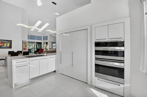 $1,050,000 | 2421 Northwest 59th Street, Unit 303, Boca Raton, FL 33496