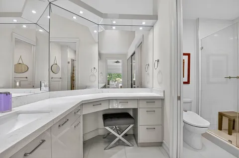 $1,050,000 | 2421 Northwest 59th Street, Unit 303, Boca Raton, FL 33496