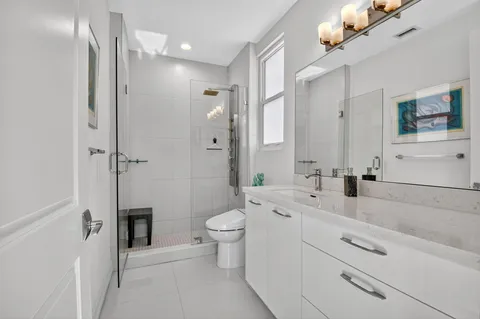 $1,050,000 | 2421 Northwest 59th Street, Unit 303, Boca Raton, FL 33496