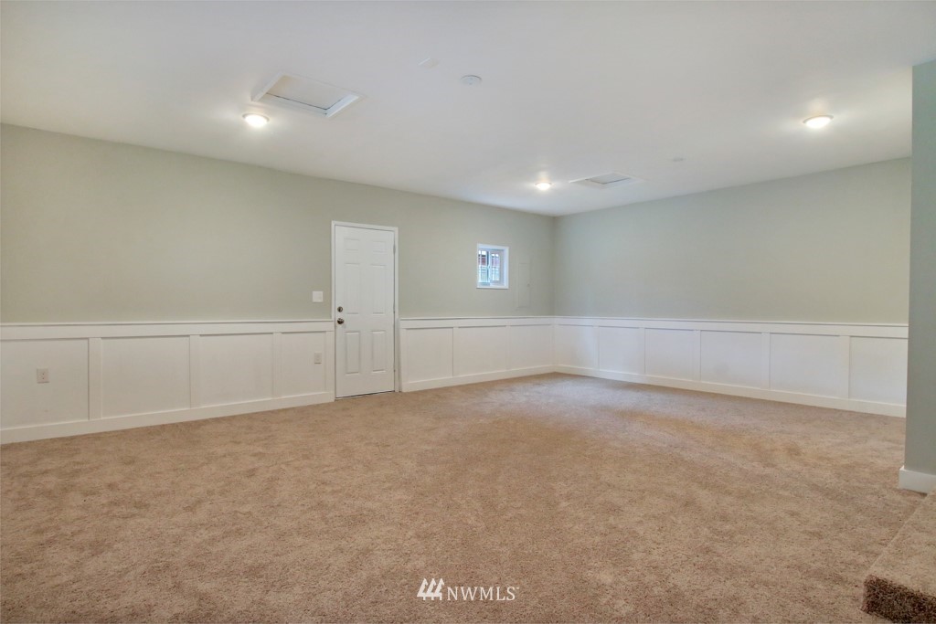 8628 176th Avenue Southwest Rochester, WA 98579 - Photo 14 of 25