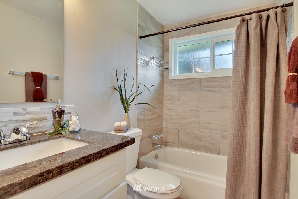 8628 176th Avenue Southwest Rochester, WA 98579 - Photo 18 of 25