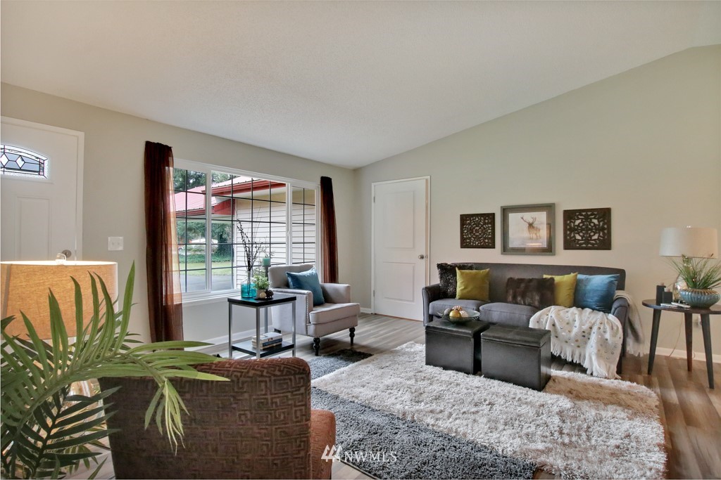 8628 176th Avenue Southwest Rochester, WA 98579 - Photo 8 of 25