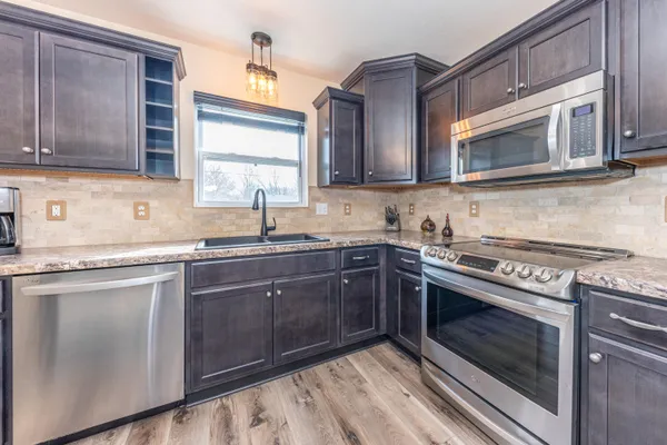 $365,000 | 860 Prairie Lane, Milan, MI 48160