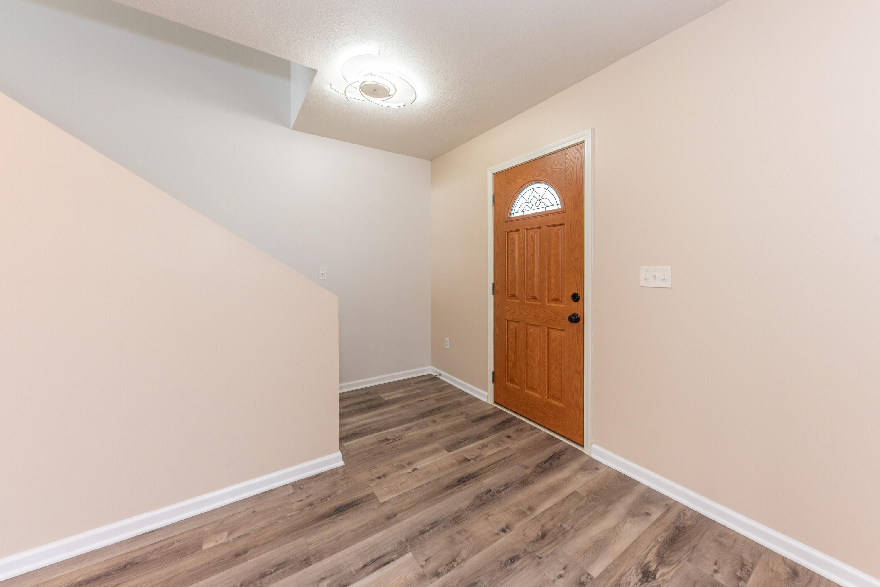 860 Prairie Lane Milan, MI 48160 - Photo 3 of 45 009_1