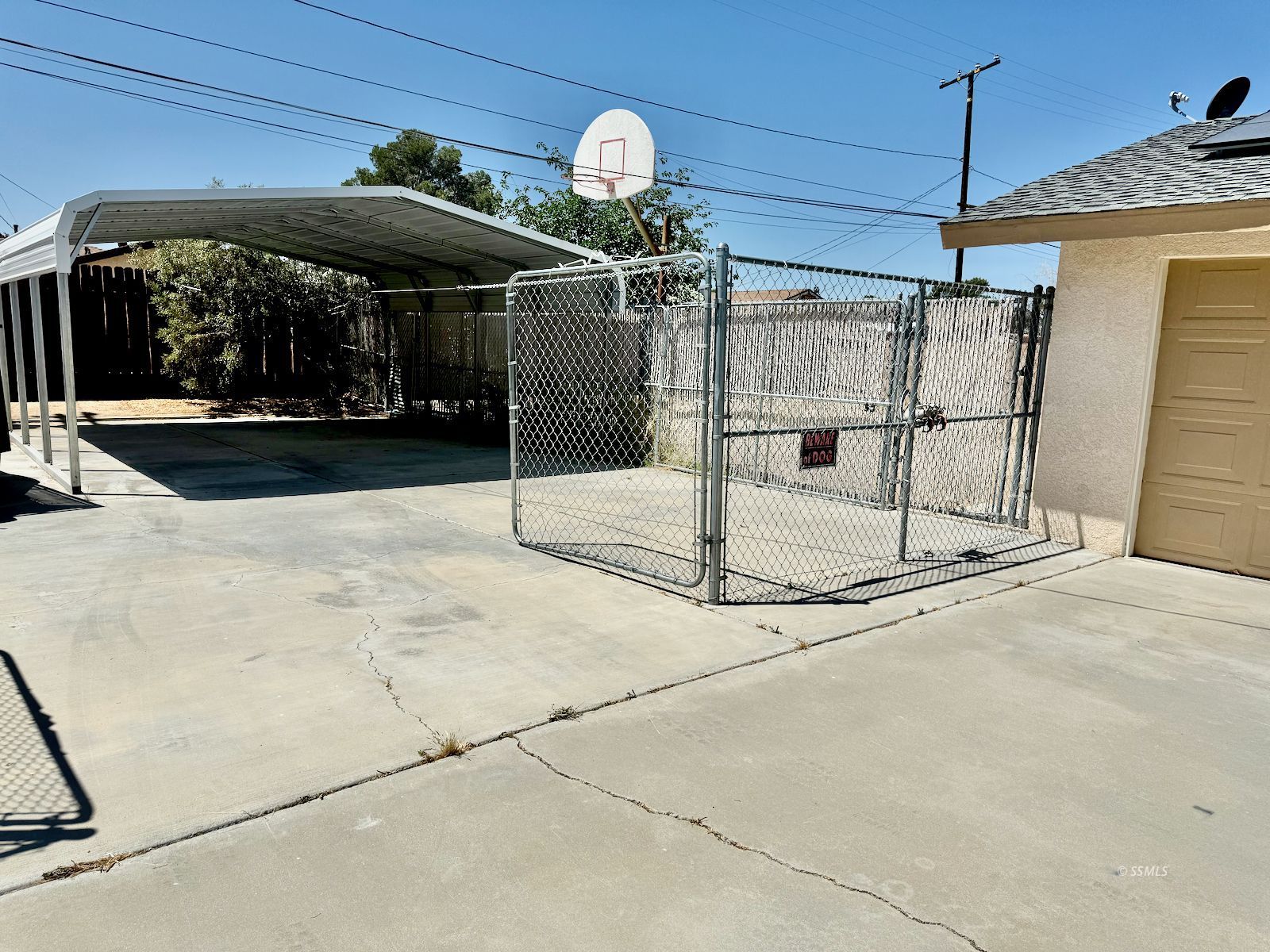 539 Garis Avenue Ridgecrest, CA 93555 - Photo 4 of 18