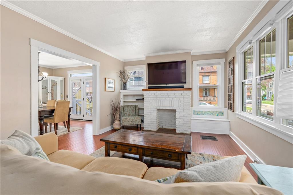 145 Insurance Street Beaver, PA 15009 - Photo 4 of 40 Gallery Image 4