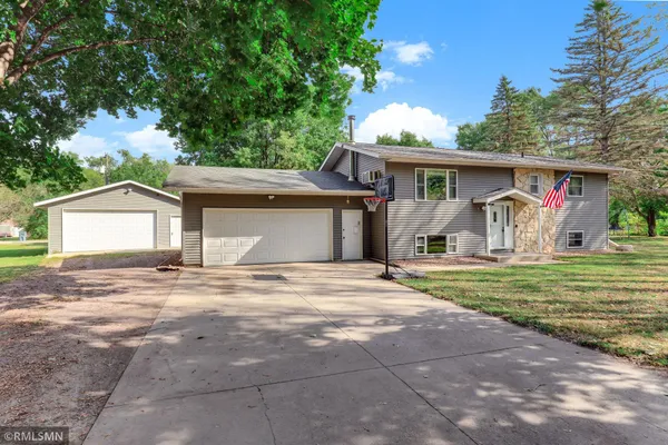 $309,900 | 4934 Bluehill Circle, South Haven, MN 55382