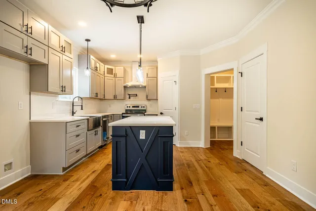 $425,000 | 1506 North Hyde Park Avenue, Durham, NC 27701