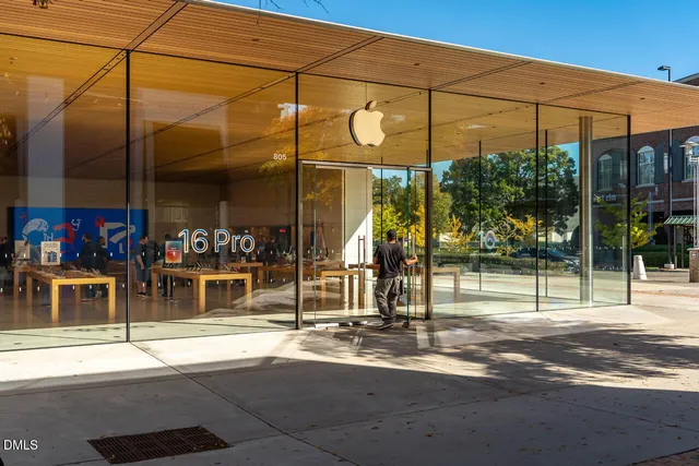 $425,000 | 1506 North Hyde Park Avenue, Durham, NC 27701