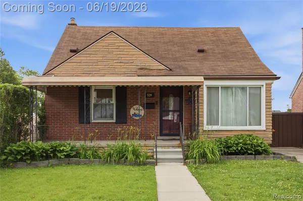 $169,900 | 529 Champaign Road, Lincoln Park, MI 48146