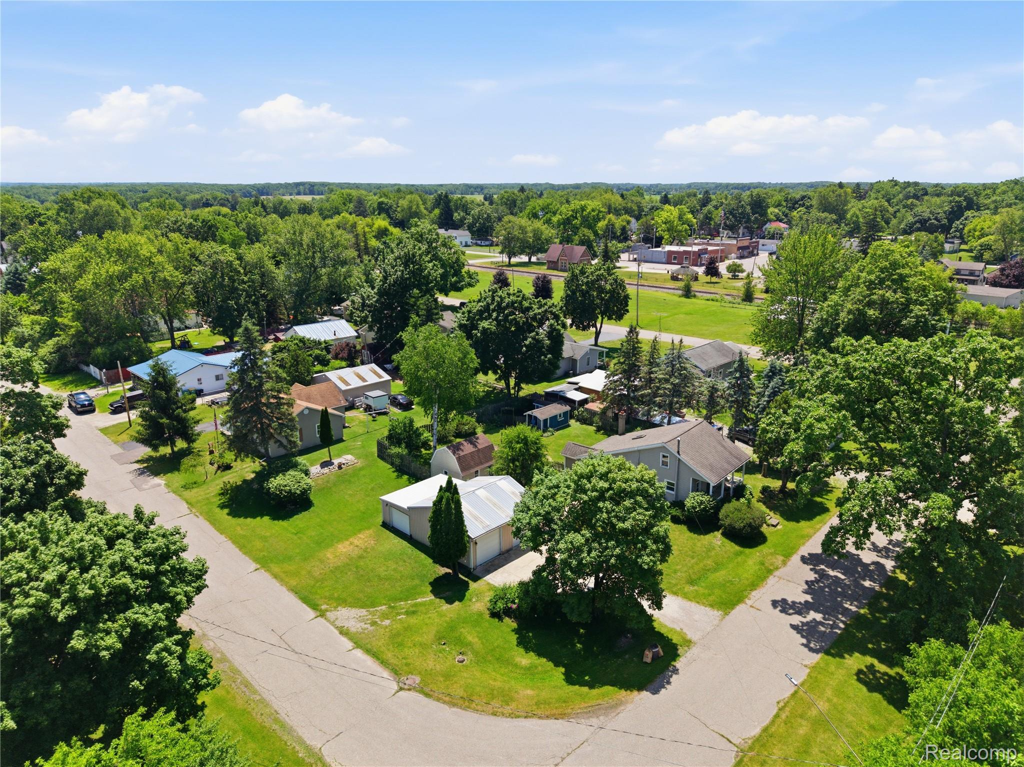 208 Flushing Street Gaines, MI 48436 - Photo 31 of 38