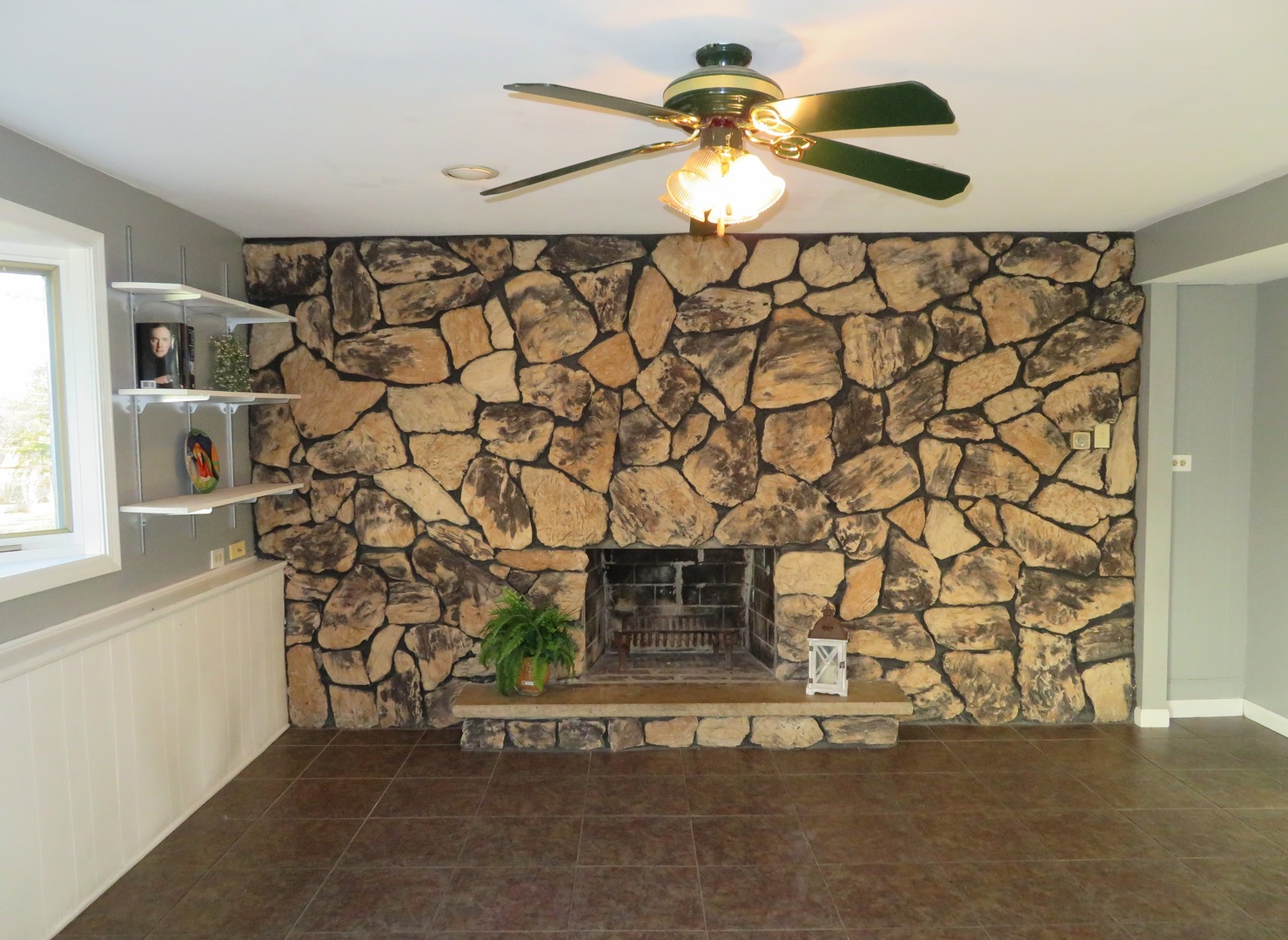 N724 Peter Road Wheaton, IL 60187 - Photo 15 of 25