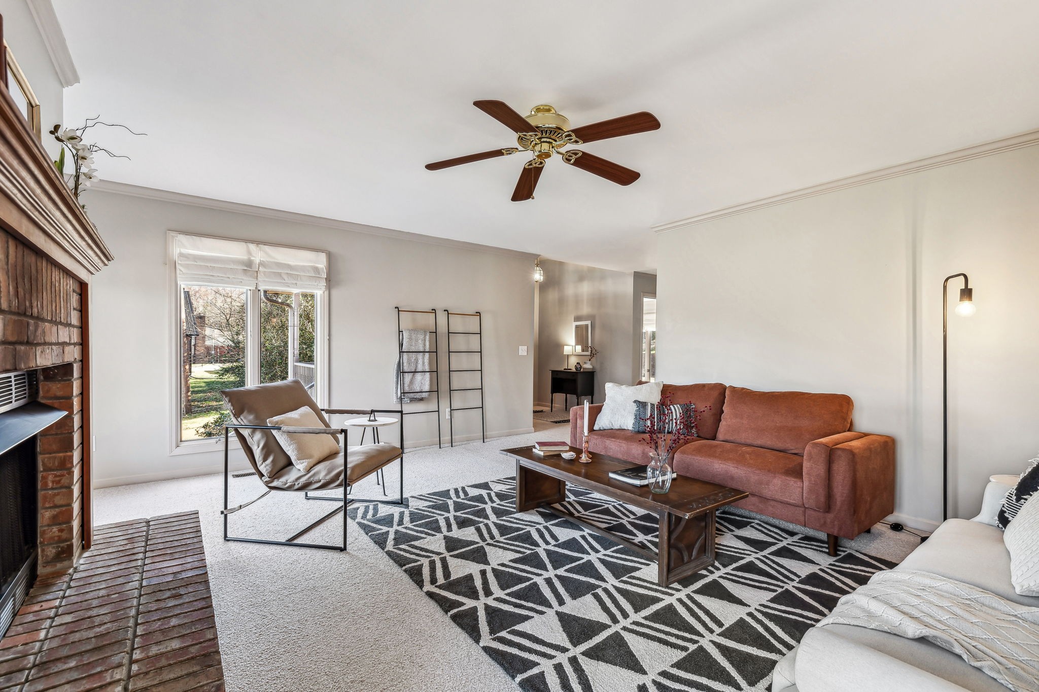 700 3rd Avenue West Springfield, TN 37172 - Photo 7 of 55 a living room with furniture and a window
