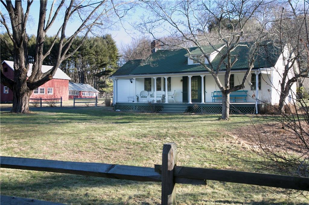Picturesque 2 Bedroom Home in Beautiful Lyme