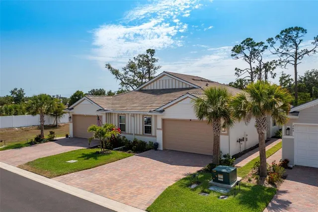 $349,500 | 268 Ibiza Loop, Venice, FL 34292