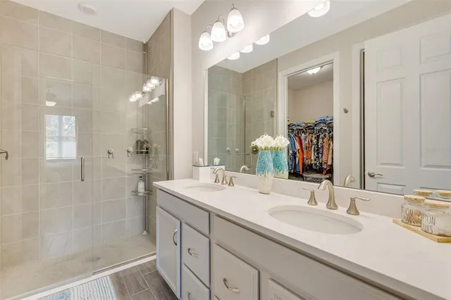 $349,500 | 268 Ibiza Loop, Venice, FL 34292