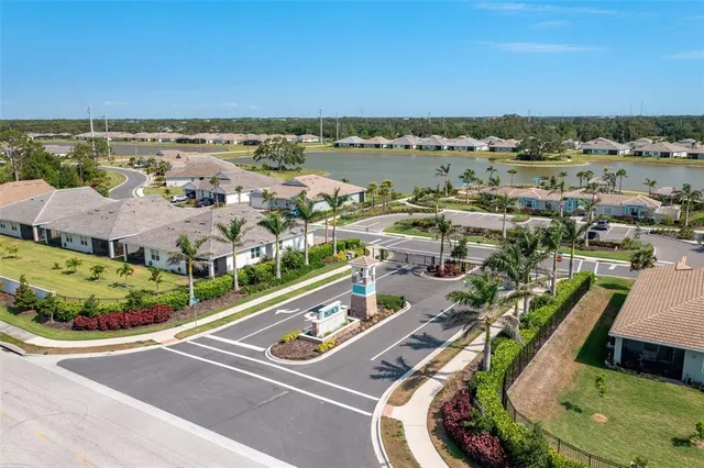 $349,500 | 268 Ibiza Loop, Venice, FL 34292