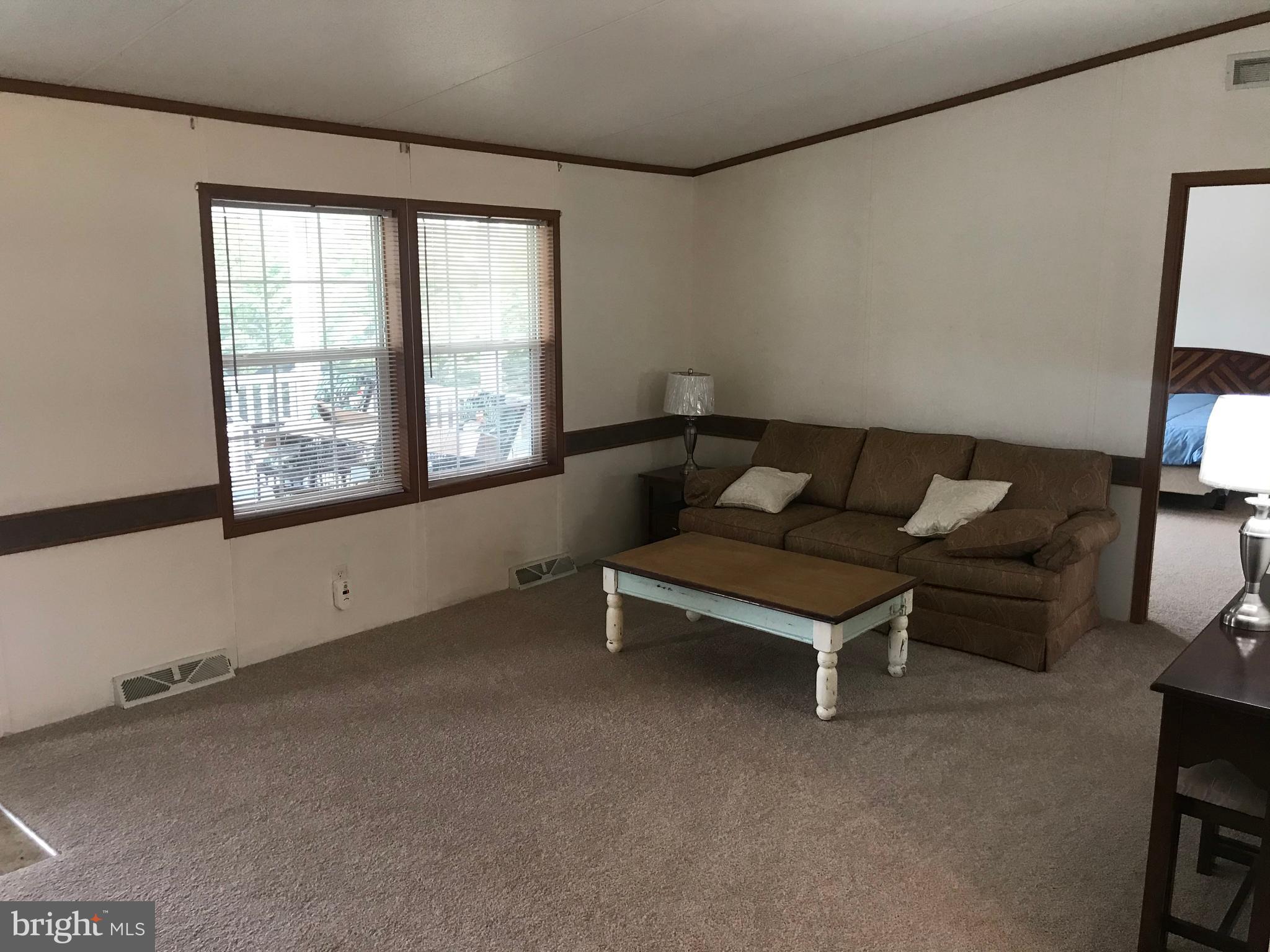 4140 Conowingo Road, Unit 1 Darlington, MD 21034 - Photo 7 of 26 Living room