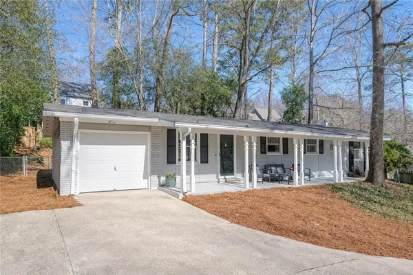 $575,000 | 1502 Bubbling Creek Road Northeast, Brookhaven, GA 30319