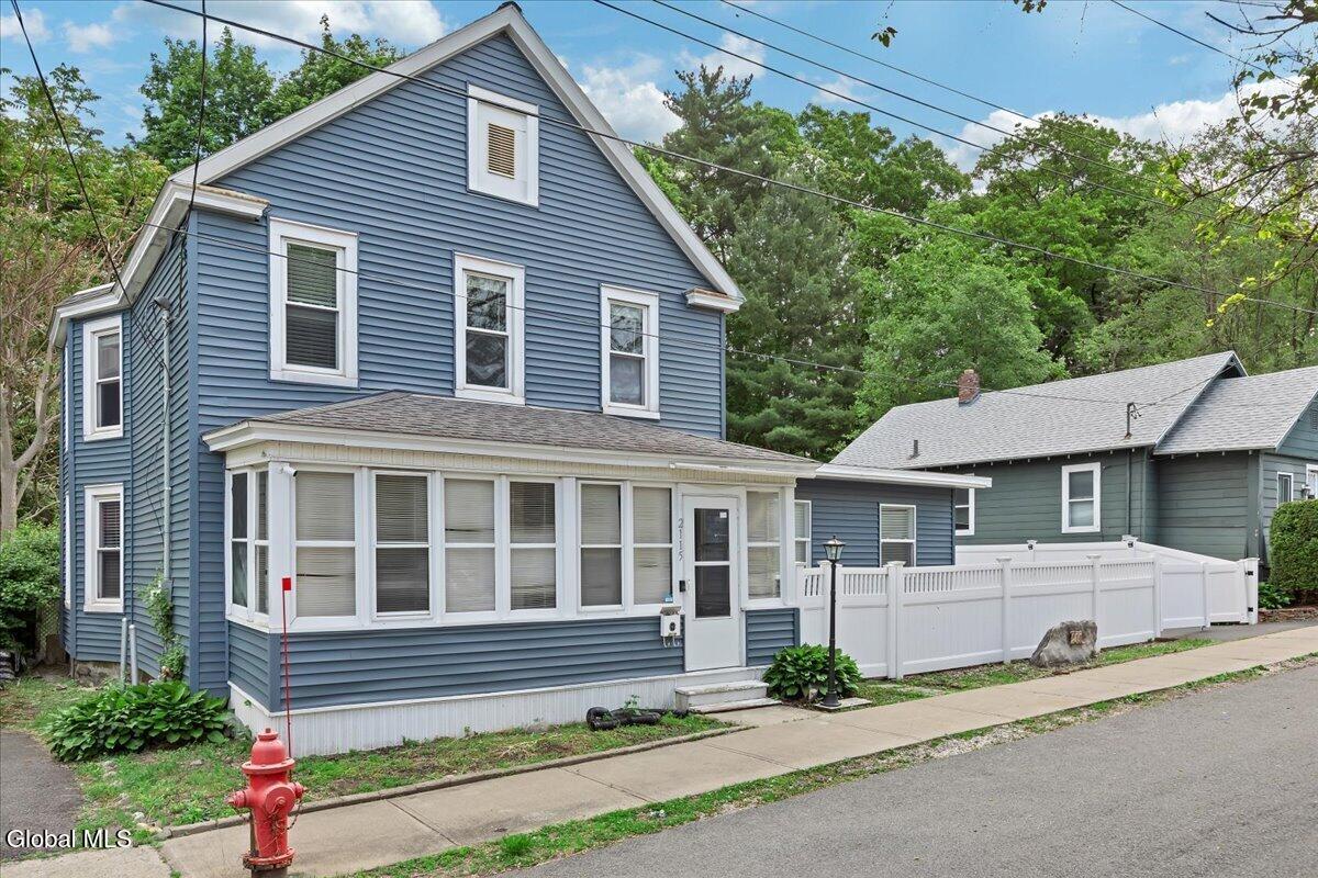 2115 Colgate Place Schenectady, NY 12304 - Photo 39 of 43 02-Front
