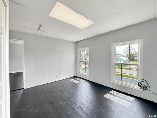 $180,000 | 370 West Carter Street, Fairview, IL 61432