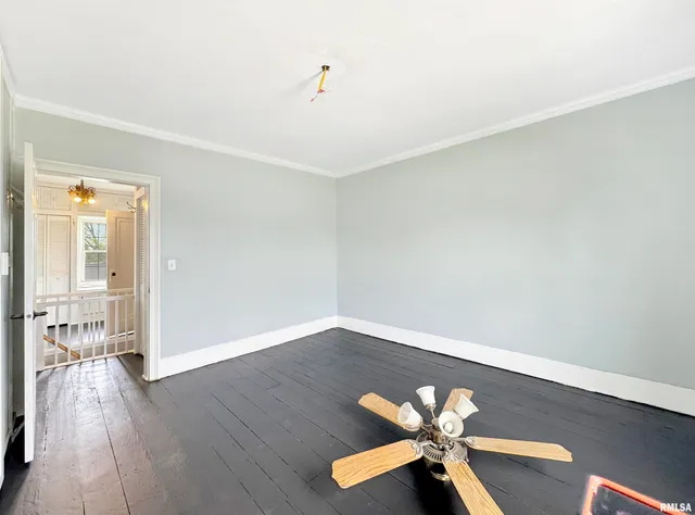 $180,000 | 370 West Carter Street, Fairview, IL 61432