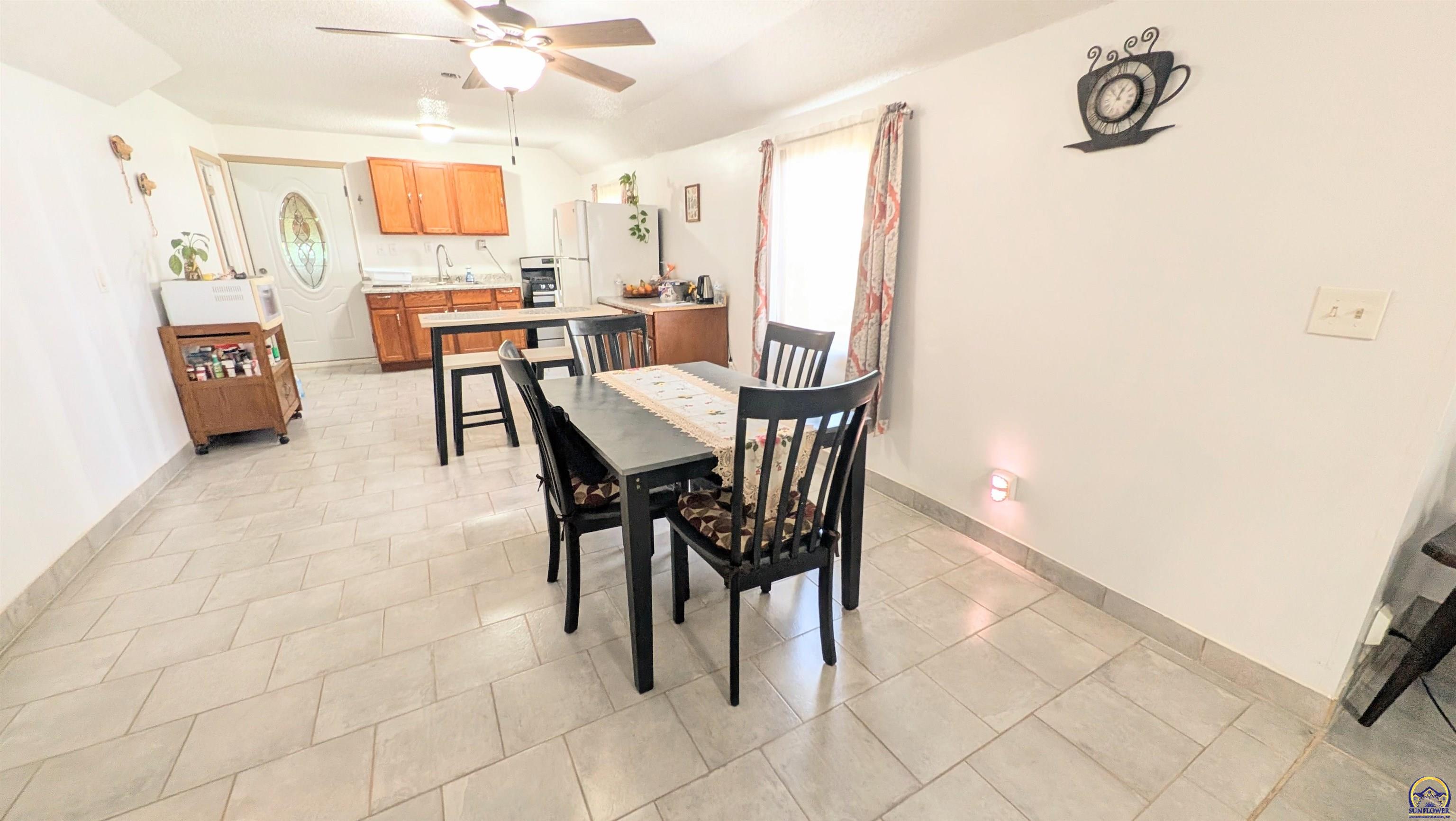 217 South Merchant Street Emporia, KS 66801 - Photo 6 of 12