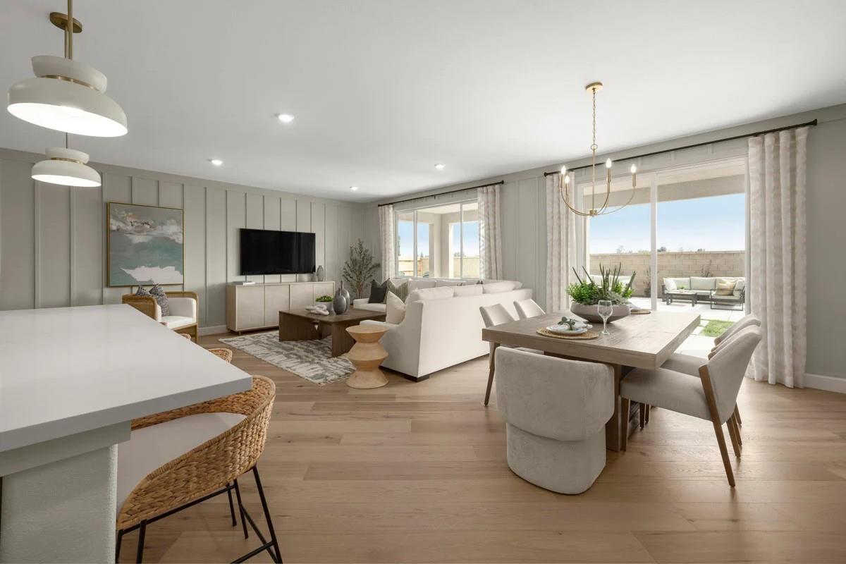 5125 East Audrie Avenue Fresno, CA 93725 - Photo 2 of 5