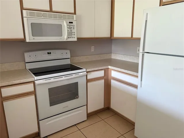 $1,650 | 6512 Osprey Lake Circle, Riverview, FL 33578