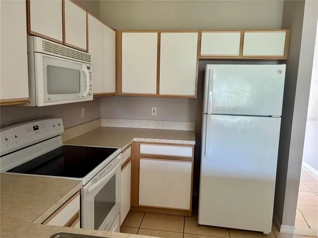 $1,650 | 6512 Osprey Lake Circle, Riverview, FL 33578