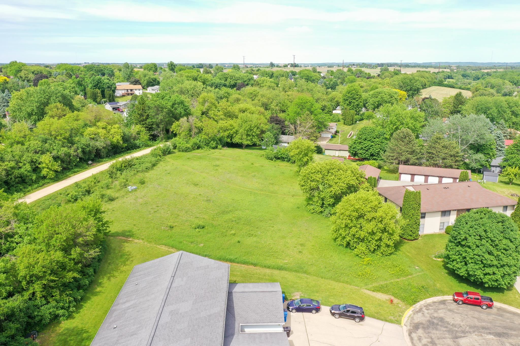 1322 Field Mount Mount Horeb, WI 53572 - Photo 4 of 12