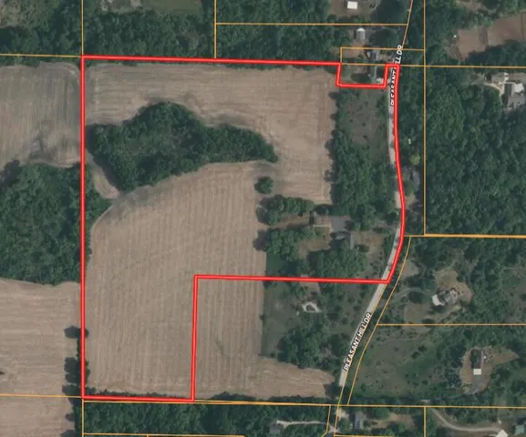 $650,000 | 6273 Pleasant Hill Drive, Trenton, WI 53095