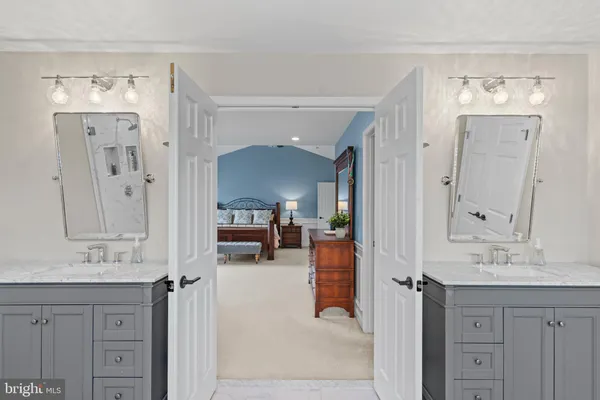 $1,250,000 | 25775 Tullow Place, Chantilly, VA 20152