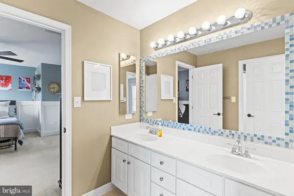 $1,250,000 | 25775 Tullow Place, Chantilly, VA 20152