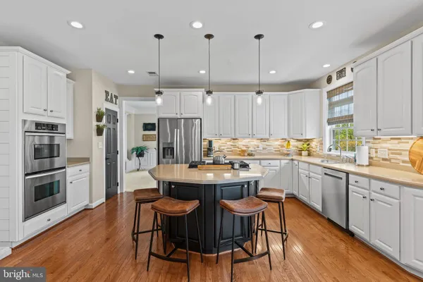 $1,250,000 | 25775 Tullow Place, Chantilly, VA 20152