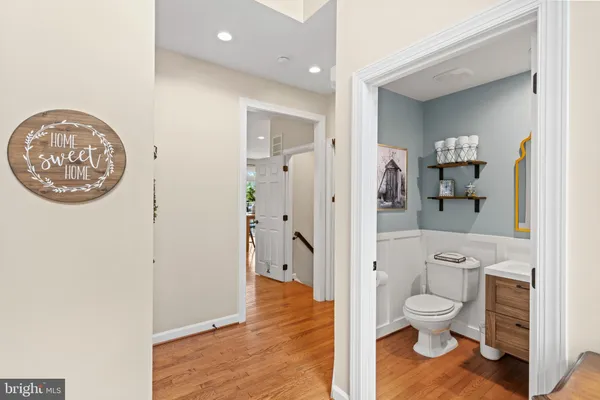 $1,250,000 | 25775 Tullow Place, Chantilly, VA 20152