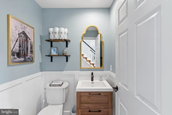 $1,250,000 | 25775 Tullow Place, Chantilly, VA 20152