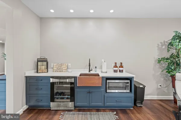 $1,250,000 | 25775 Tullow Place, Chantilly, VA 20152