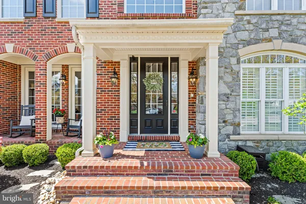 $1,250,000 | 25775 Tullow Place, Chantilly, VA 20152